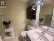 apartment at M5G2G4, Toronto, Canada