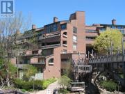 apartment at M5M4M3, Toronto, Canada