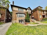 apartment at M5N2G1, Toronto, Canada