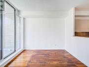 apartment at M5P1P7, Toronto, Canada