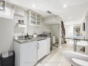 apartment at M5P3K7, Toronto, Canada