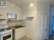 apartment at M5T1L6, Toronto, Canada