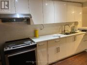 apartment at M5T2L4, Toronto, Canada