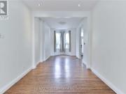 apartment at M5V1C6, Toronto, Canada