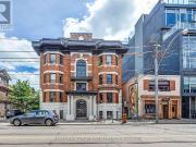 apartment at M6G1C7, Toronto, Canada
