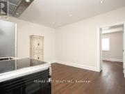 apartment at M6H2Z7, Toronto, Canada