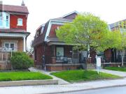 apartment at M6P3W5, Toronto, Canada