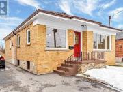 apartment at MAIN 21 LYNVALLEY CRESCENT, Toronto,...