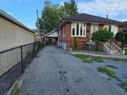 apartment at MAIN 259 TOWER DRIVE, Toronto, Ontario, M1R3P9