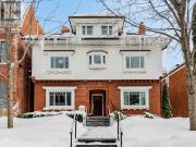 apartment at MAIN – 347 WALMER ROAD