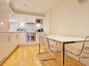 Apartment at Maltby Street, London Borough of Southwark
