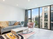 Apartment at Waterside Promenade, Greater London