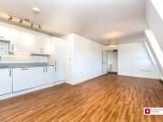 apartment in Median Road, E5