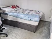 Apartment at Memorial Road, Luton