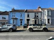 Apartment at Mendip Road, Bristol