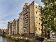 Apartment at Mill Street, Greater London