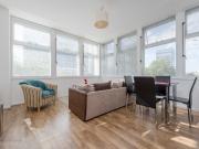 Apartment at Newington Causeway, London
