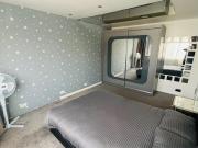 Apartment at Oakleigh Avenue, London