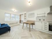 Apartment at Old London Road, London