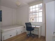 Apartment at Park Street, Bristol