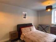 Apartment at Petersfield Avenue, Slough