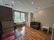 Apartment at Queens Avenue, London