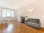 Apartment at Regent's Canal towpath, London