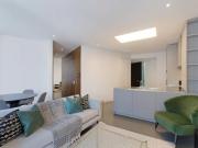 Apartment at Regent's Canal towpath, London
