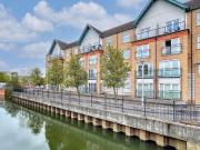 Apartment at Riverside Drive, Lincoln