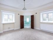 Apartment at Rosemary Avenue, London