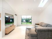 Apartment at Russell Street, London