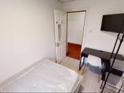 Apartment at Saint James Parade, Bristol