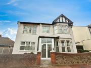 Apartment at Sandown Avenue, Southend on Sea