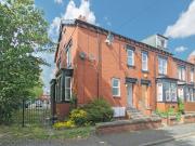 Apartment at Sefton Avenue, Leeds