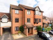 Apartment at Shaw Drive, Walton on Thames