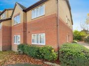Apartment at Simpson Close, Luton