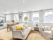 Apartment at Simpson Street, Greater London