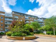 Apartment at Smugglers Way, London