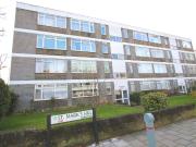 Apartment at St. Mark's Hill, Greater London