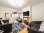 Apartment at St Mary's Lane, Greater London