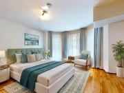 Apartment at St. Pauls Avenue, London