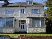 Apartment at Sunny Gardens Road, Greater London