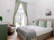 Apartment at Sussex Gardens, London