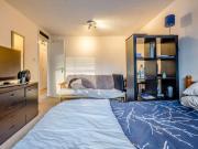 Apartment at Suttons Way, Greater London