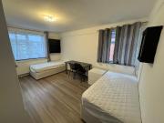 Apartment at The Limes Avenue, Greater London