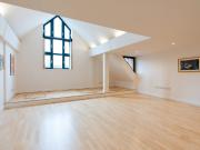 Apartment at The Lion Brewery, Oxford