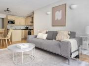 Apartment at Tooley Street, London