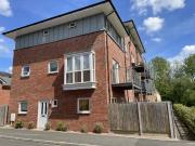 Apartment at Trent Place, Warwick