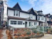 apartment at UPPER 463 PAPE AVENUE, Toronto, Ontario, M4K3P6