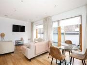 Apartment at Upper Richmond Road, Greater London